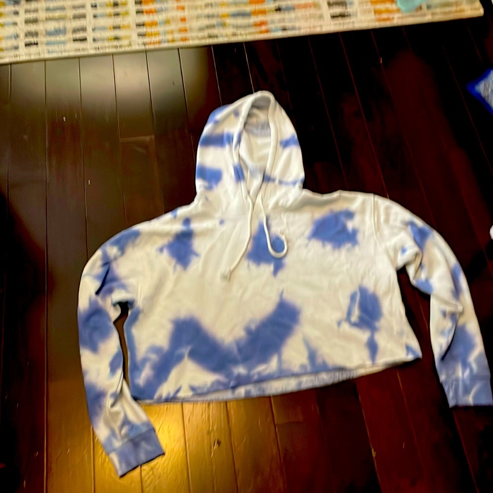 Got it from target perfect conditions, size, large, super soft and comfortable